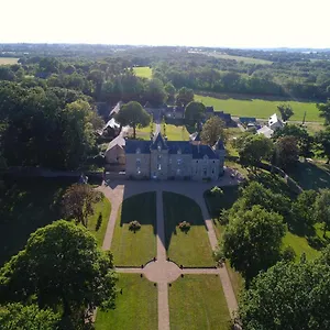 Chateau De Cadouzan Saint-Dolay